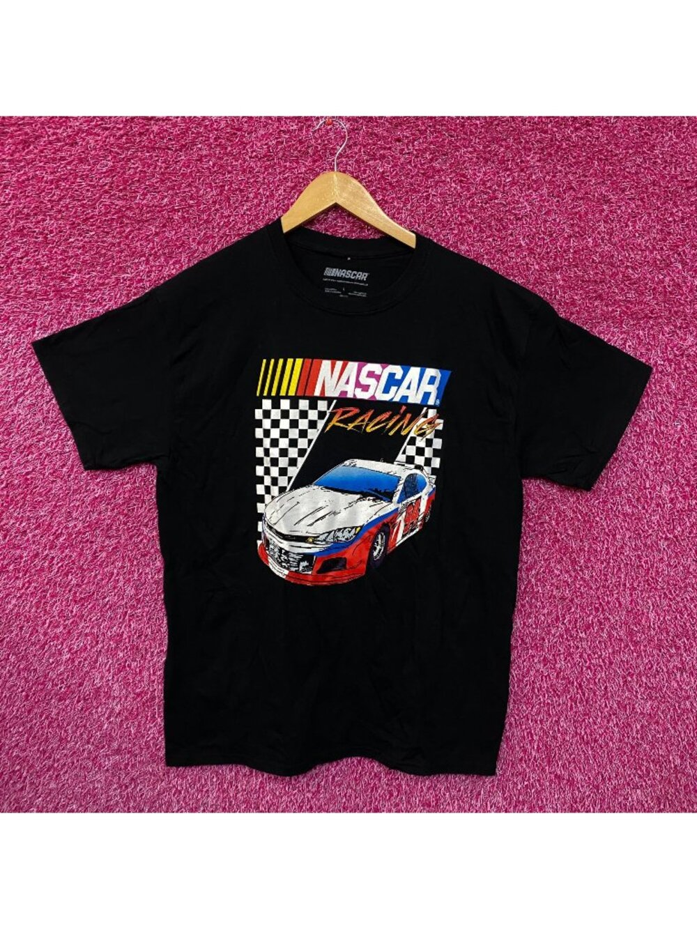 NASCAR Racing Team 94 Cup Series Championship Tailgate Tee L